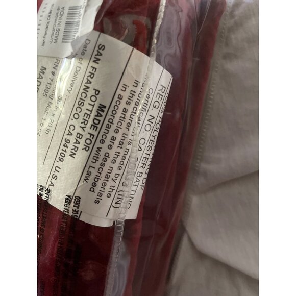 Pottery Barn King Velvet Box Stitch Sham Pillow Christmas Red Holiday - Picture 14 of 14